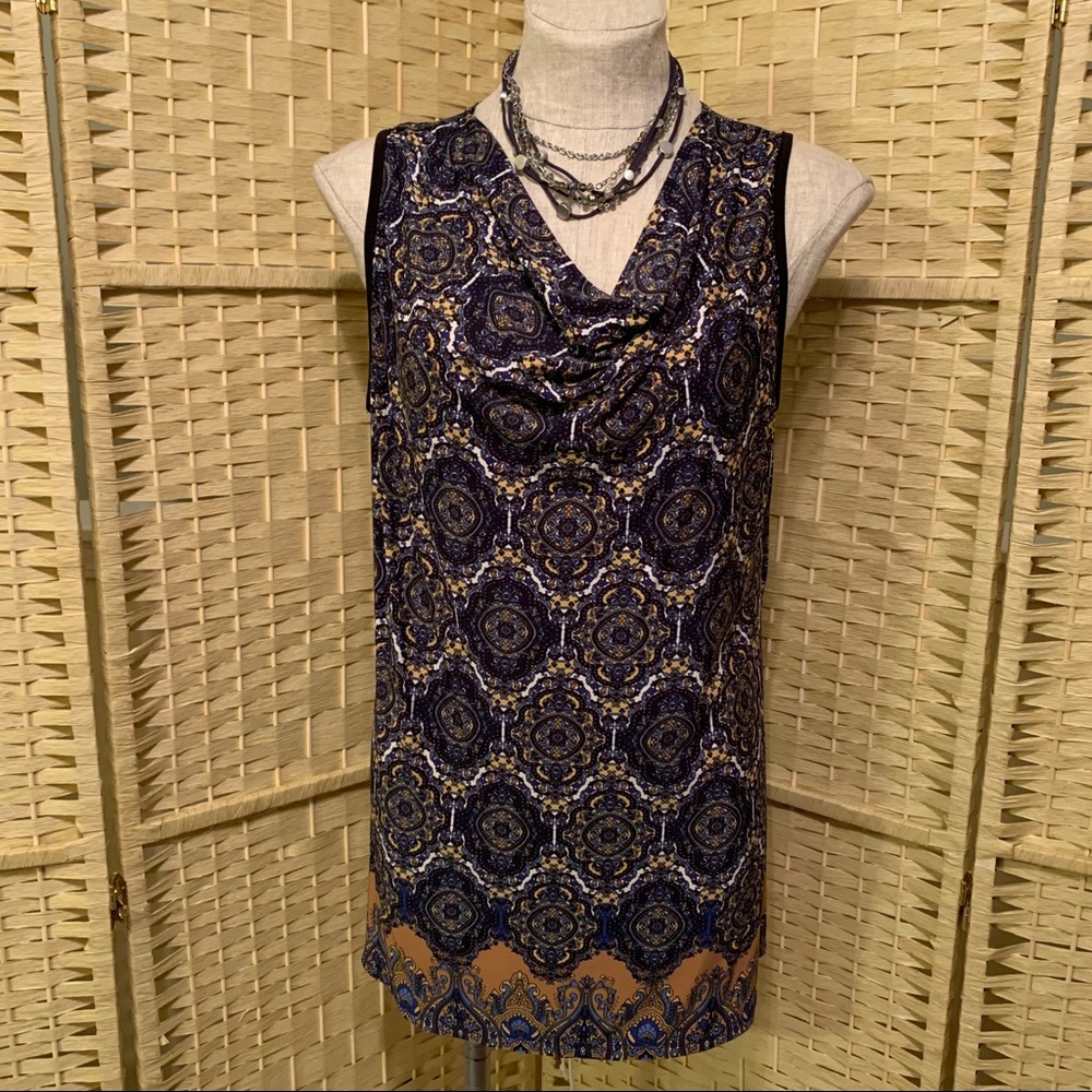 Medallion print, shell